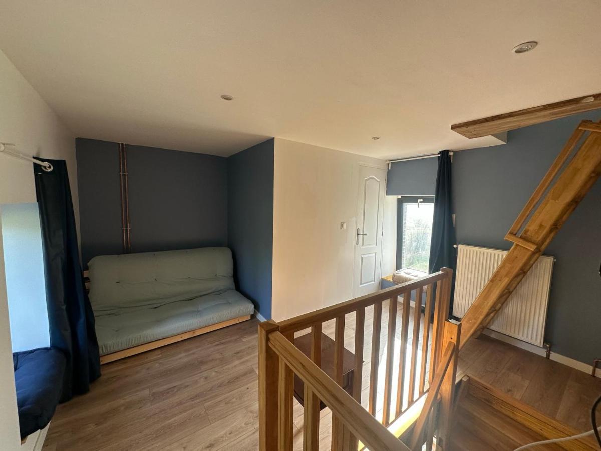 Gite Confortable Au Milieu Des Pres - La Ferme De Montigny Neauphe-Sur-Dive Exterior foto